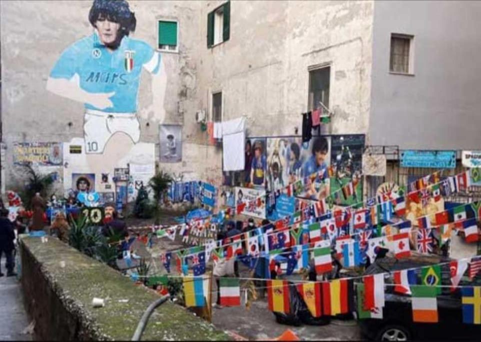 I Tre Re Via Toledo Neapol Exteriér fotografie